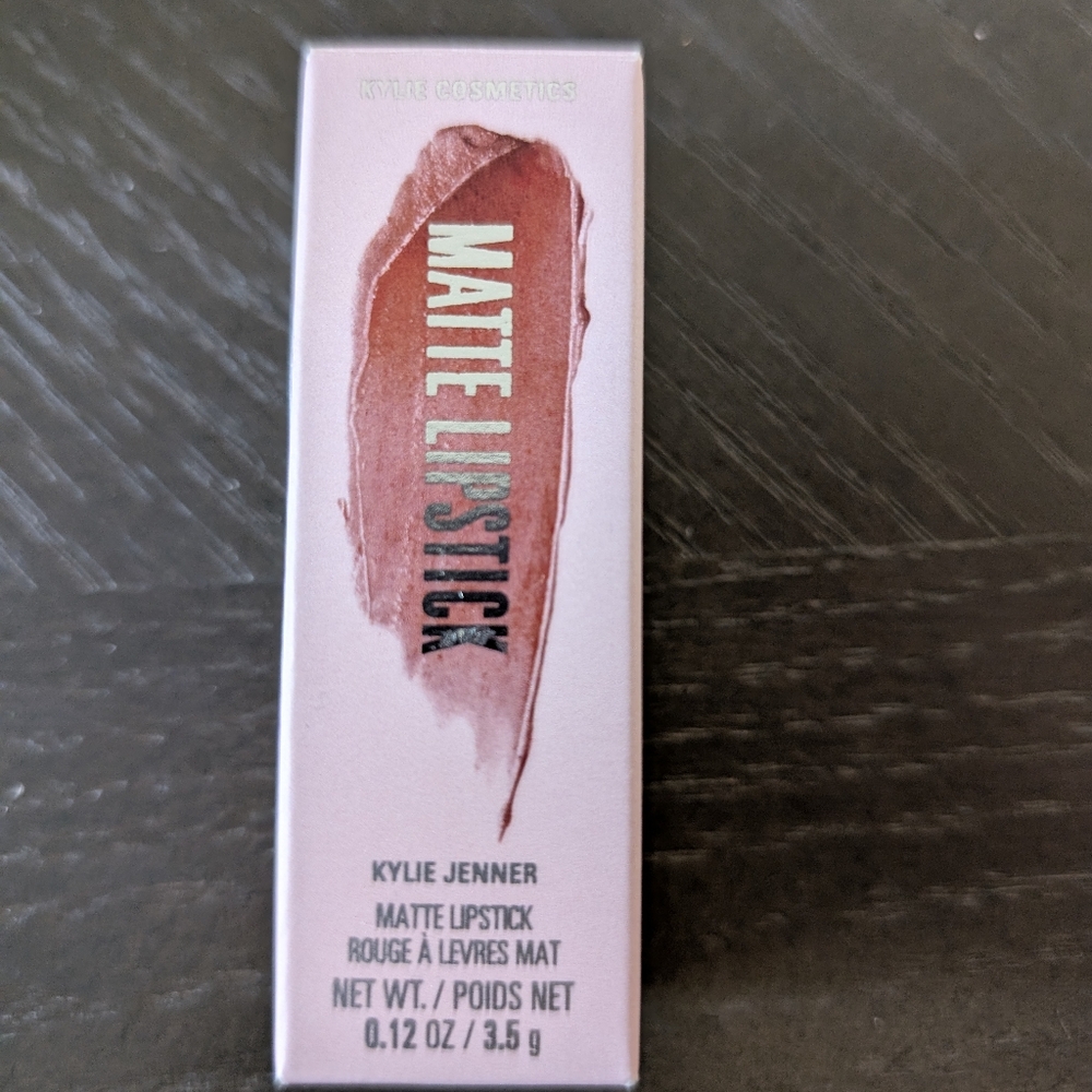 Kylie Cosmetics Matte Lipstick - KYLIE 808